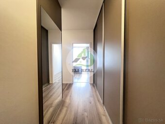 Na prenájom modrený 2 izbový byt s 2 parkovacími miestami -  - 13