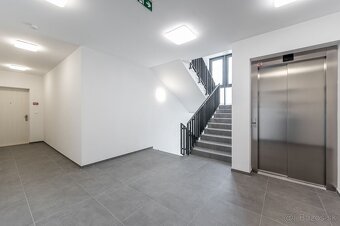 BYTY POPRADSKÁ, 2 izbový byt s balkónom - 13
