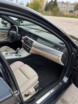 BMW Rad 5 F11 530D M-Packet = Navi, A/T, F1 Riadenie = - 13
