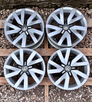 5x112 R16 originál alu disky VW Passat B8 - TOP STAV - 13