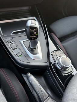 BMW 118i SPORT Line A/T - 13