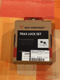 Kufor SW-MOTECH TRAX ADV 45l pravý čierny nový - 13