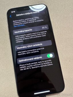 Apple iPhone XS 256GB Space Gray - 13