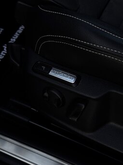 Volkswagen Passat 2.0 TDI EVO Elegance - 13