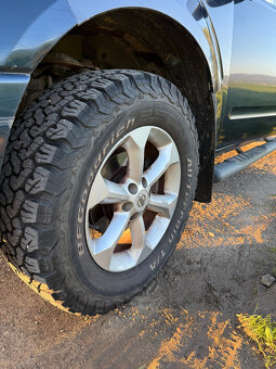 NISSAN NAVARA DOUBLE CAB 2,5 - 13