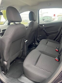 Peugeot 208 1.2 PureTech Active - 13