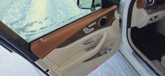 Mercedes Benz combi E220d 4matic DESIGNO - 13