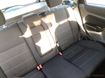 Ford Focus Combi 2.0 Duratec Titanium 107kw LPG - 13