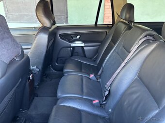 Volvo XC90 2.4D automat 4x4 - 13