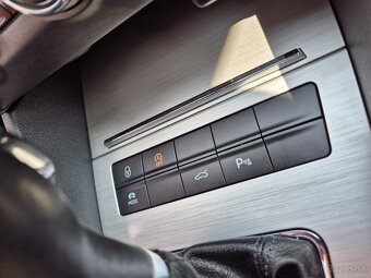 Škoda Octavia III Combi Facelift STYLE DSG 110kW Full LED - 13