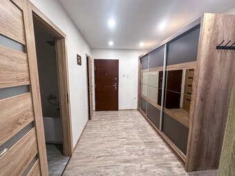 2 izbový byt Holíč  (65m+10m) - 13