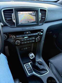 Kia Sportage 2.0CRDi GT-Line - 13