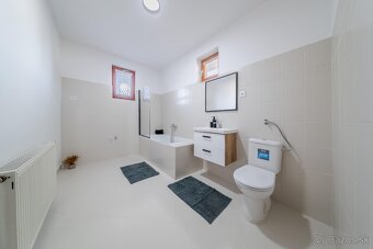 • Tehlový 2,5i RD za hranicami SR • Tornyosnémeti • - 13