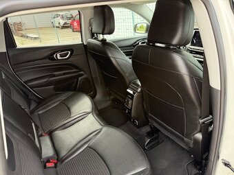 Jeep Compass 1.3 Turbo PHEV Limited, 2021 rok - 13