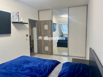 Na predaj pekný veľkometrážny 3 izbový byt s garážou na ul.  - 13