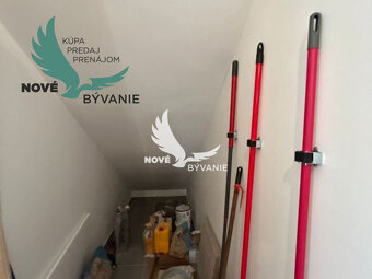 Na predaj dom 2x apartmán len 80m od mora v Chorvátsku - 13