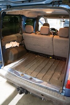 FORD Tourneo Connect 1.8 TDCi - 13