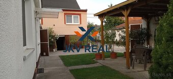 JKV REAL ponúka na predaj 5-izbový dvojpodlažný rodinný dom  - 13
