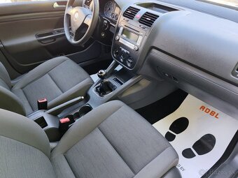 Volkswagen Golf V 1.4 16V Benzín - 13
