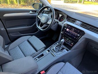Volkswagen Passat Variant 2.0 TDI EVO Elegance DSG - 13