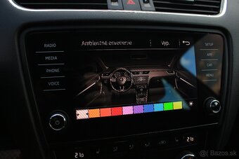 Škoda Octavia Combi TDI, DSG, Vyhr. volant, Kamera, LED - 13
