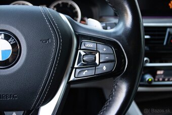 BMW 530D xDrive Luxury Line z roku 2018 - 13