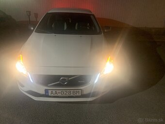 Predám vozidlo Volvo V60 Rdesign - 13