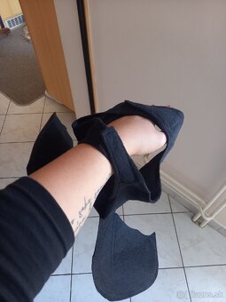 Oblečenie pre psa bunda, mikina, vesta, svetrík - 13