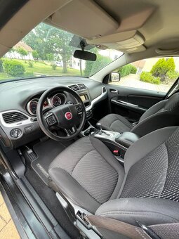 Fiat Freemont 2.4 VVT benzín Automat 2015 - 13