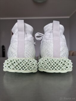 ADIDAS CONSORTIUM RUNNER MID 4D - 13