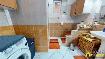NA PREDAJ ZREKONŠTRUOVANÝ RODINNÝ DOM V OBCI ZEMIANSKA OLČA - 13