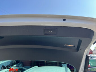 Škoda Superb Combi 2.0 TDI 190k Style - 13