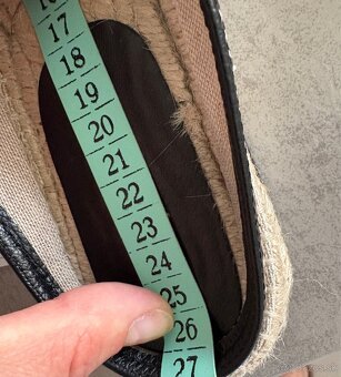 Nové originál Toteme espadrillky, pc 290€ - 13