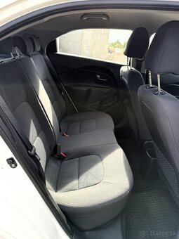 Kia Rio 1.2i - 13