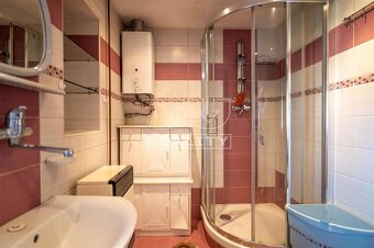 RODINNÝ DOM v obľúbenej obci Mojš s 1000m2 pozemkom - 13