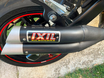 Suzuki SV 650 - 13