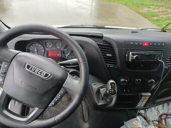Iveco Daily 3.0 odtahovka automat - 13