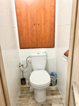 Predaj-  2i byt 66 m2 s balkónom, rekonštrukcia, N. Zámky - 13