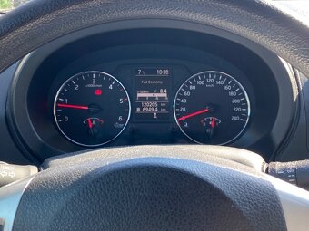 Nissan X-Trail 2.0 dCi SE - 13