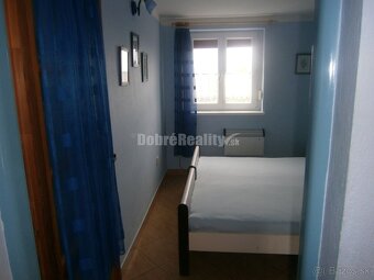 TOP: na predaj penzión v obci Podhájska  - 13