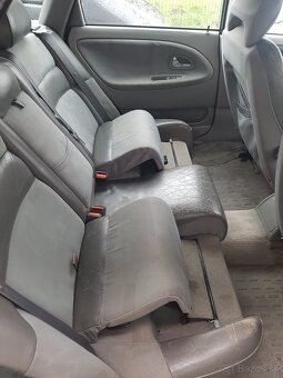 Volvo V40 SE - 13