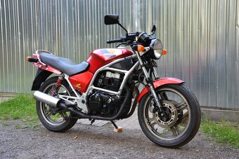 Honda CN 450S, 32 KW - 13