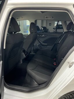Škoda Kamiq 2021 1.6tdi 85kw full LED 1.majitel - 13
