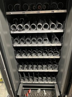 Predam predajný automat Vendo Sanden - 13