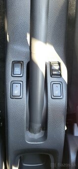 Suzuki SX4 1.6i 88kW 4x4 naj.81.000 km 1 majitel - 13