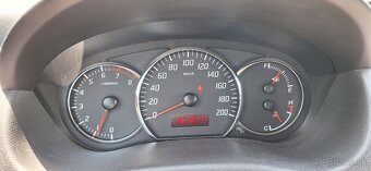 Suzuki Swift 1.3 GLX - 13