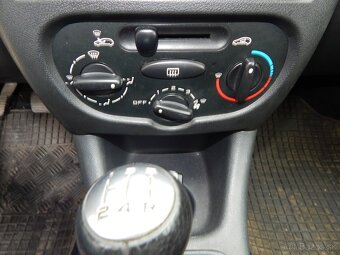 Peugeot 206 + 1.4 Legend - 13