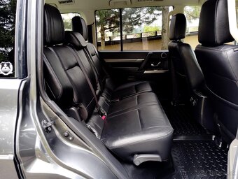 MITSUBISHI PAJERO WAGON 3.2DI-D DIAMOND EDITION. - 13