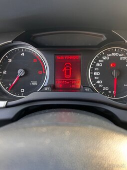 Predám Audi A4 B8 automat - 13