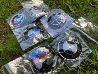 MIX BMW 45MM 74MM 78MM 82MM ZNAKY CIERNE MODRE BIELE - 13